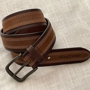 NEW Realtree Brown and Tan Leather Men’s Adjustable Belt Size 38/95